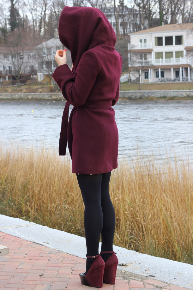 wine colored wedges