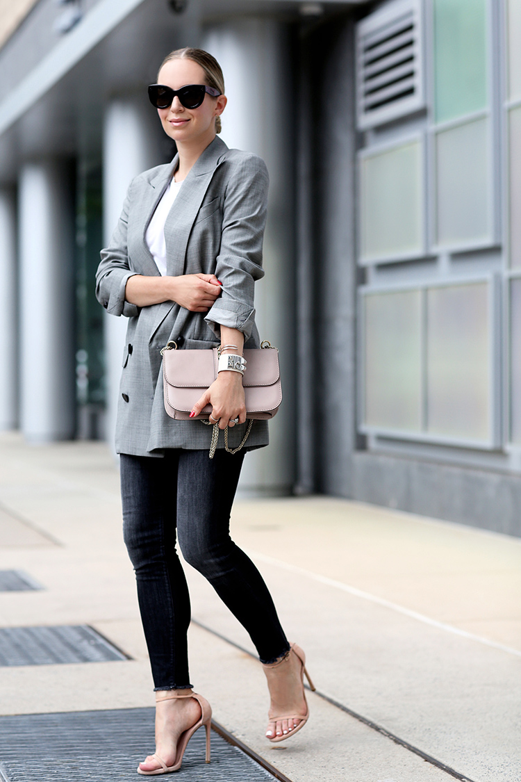 oversized boyfriend blazer and skinny jeans - brooklyn blonde