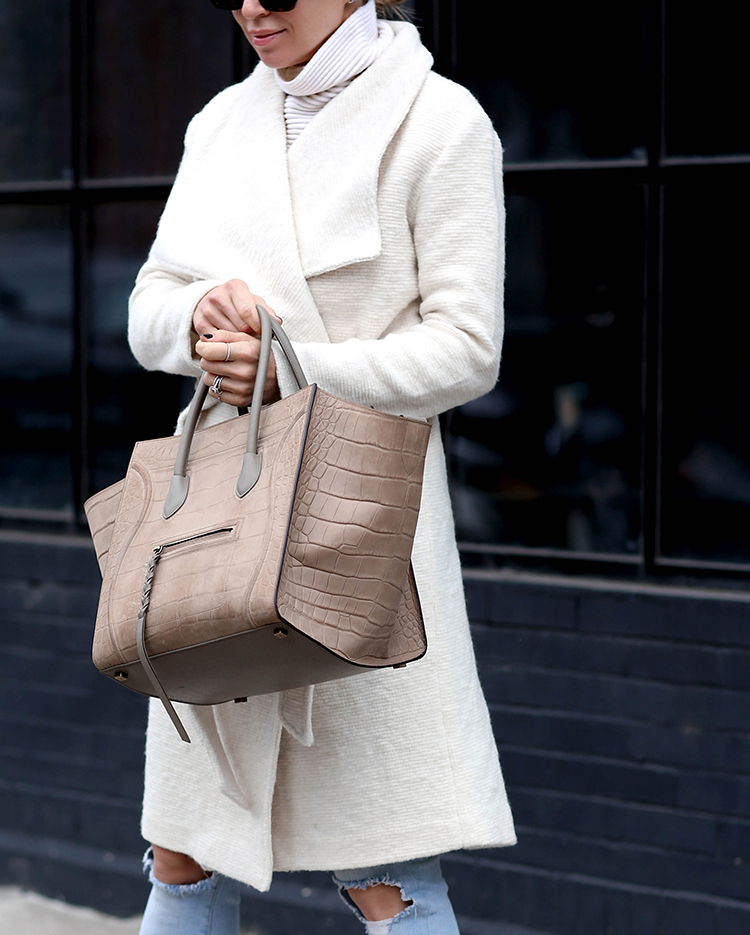 Fall Outfit Inspiration, White/Ivory Wrap Coat, Khaki Tote, Helena of Brooklyn Blonde