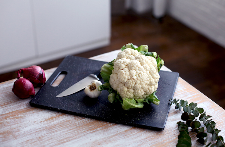 Easy Dinner Recipe, Cauliflower Mash With Roasted Garlic Recipe, Food Lifestyle, Helena of Brooklyn Blonde