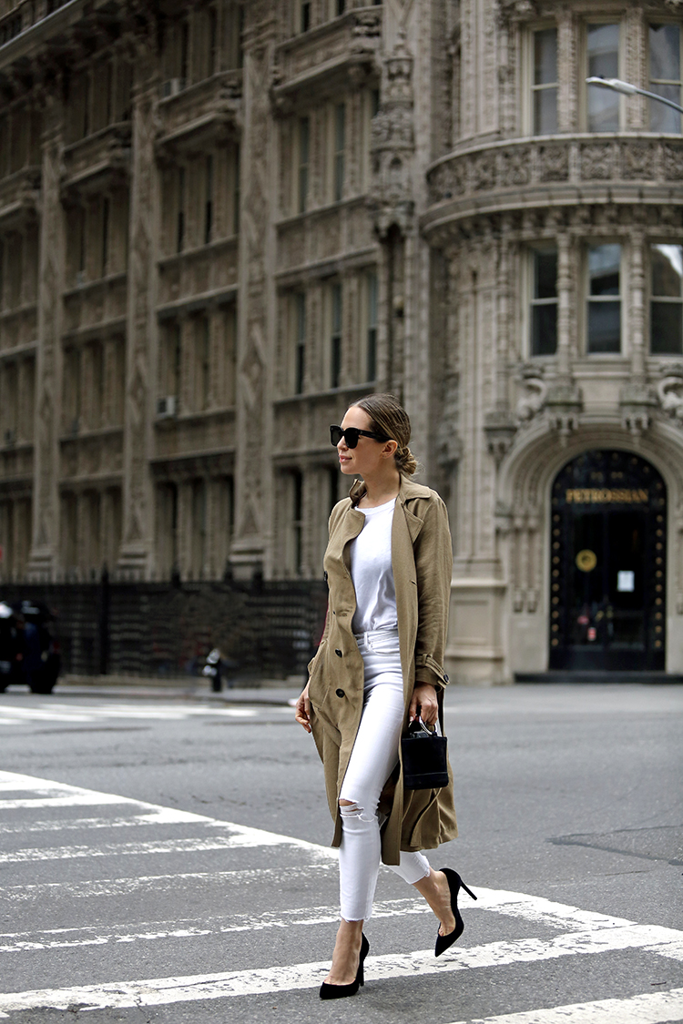 Alwyn Court Monochromatic Outfit, Helena of Brooklyn Blonde