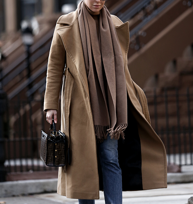 Camel Coat Outfit, Fendi Defender Bag, Camel Monochromatic Outfit, Casual Winter Look, Helena of Brooklyn Blonde