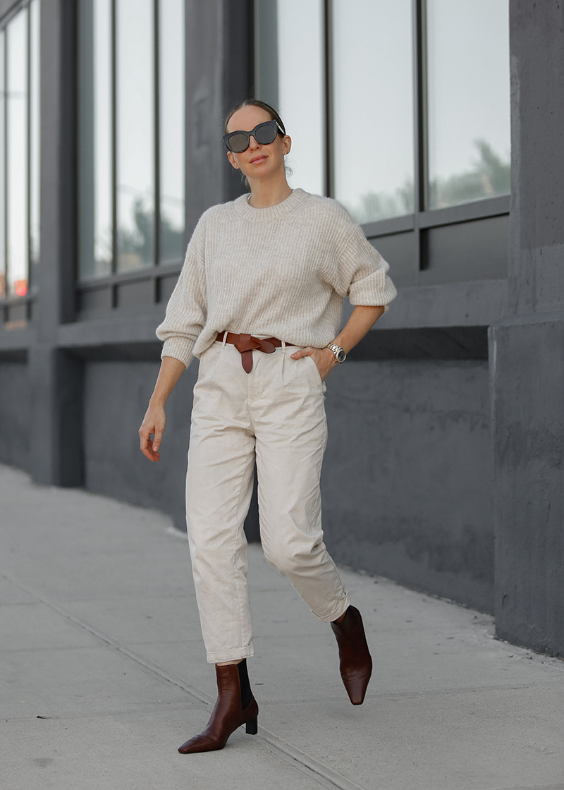 Neutral Fall Style, Beige Off-White Outfit, Helena of Brooklyn Blonde