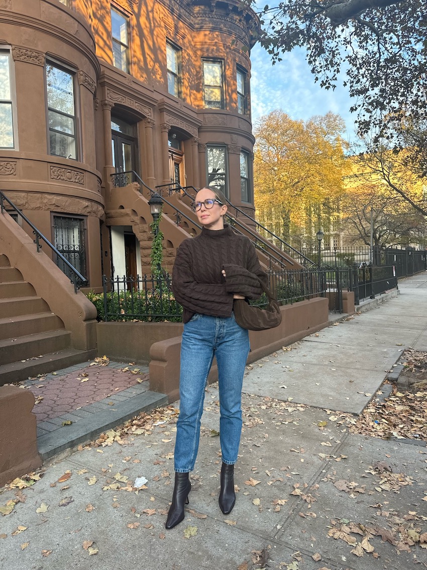 Helena Glazer wearing brown sweater and jeans for Fall/Winter Outfits